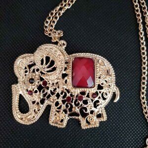 🐘 Sparkling Gold Trunks-Up Elephant Necklace: A Symbol of Elegance & Luck 🐘